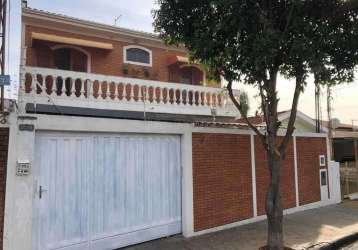 Casa com 5 quartos à venda na rua itália, 3541, vila yamada, araraquara, 196 m2 por r$ 600.000