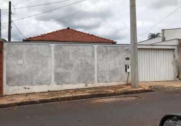 Casa com 4 quartos à venda na avenida antonio de pádua corrêa, 441, centro, araraquara, 165 m2 por r$ 430.000