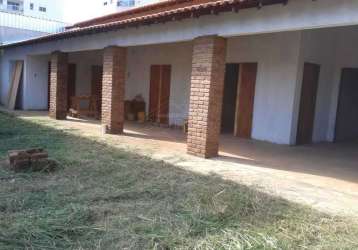 Casa com 2 quartos à venda na rua victor lacorte, 1600, vila nossa senhora do carmo, araraquara, 207 m2 por r$ 630.000