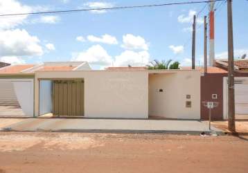 Casa com 1 quarto à venda na avenida torello dinucci, 884, jardim das flores, araraquara, 198 m2 por r$ 410.000