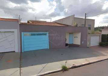 Casa à venda com 3 quartos no vila harmonia, araraquara