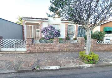 Casa com 3 quartos à venda na rua itália, 1910, centro, araraquara, 196 m2 por r$ 550.000