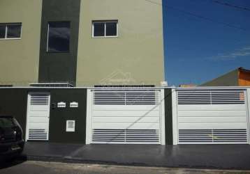 Apartamento com 2 quartos para alugar na alameda doutor alberto josé eloy macedo rollo, 630, jardim santa terezinha, américo brasiliense, 45 m2 por r$ 900