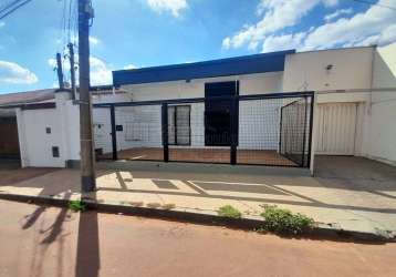 Sala comercial com 1 sala para alugar na avenida josé parisi, 614, vila velosa, araraquara, 100 m2 por r$ 2.800