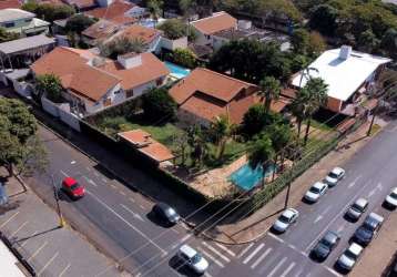 Casa comercial com 2 salas para alugar na rua doutor emílio ribas, 195, vila velosa, araraquara, 313 m2 por r$ 9.000