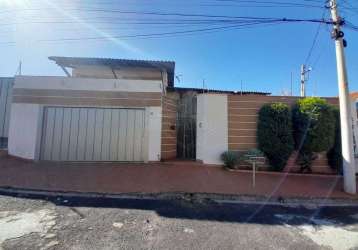 Casa com 3 quartos à venda na rua josé lucci, 124, nova vila cerqueira, américo brasiliense, 278 m2 por r$ 845.000