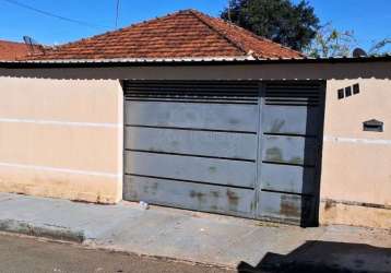 Casa com 2 quartos à venda na rua vitorio brizolari, 776, nova vila cerqueira, américo brasiliense, 107 m2 por r$ 290.000