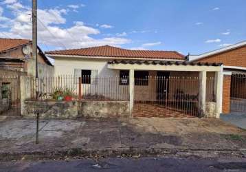 Casa com 3 quartos à venda na avenida manoel marques de jesus, 1054, jardim europa (vila xavier), araraquara, 185 m2 por r$ 300.000