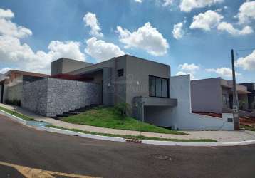 Casa em condomínio fechado com 3 quartos à venda na rua oswaldo vital, 50, residencial campos de piemonte, araraquara, 169 m2 por r$ 1.190.000