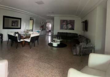 Apartamento adrianópolis