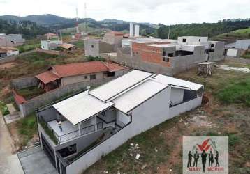 Casa à venda no bairro centro - bandeira do sul/mg