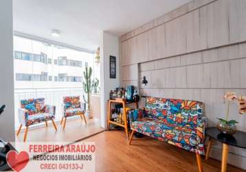 Apartamento tipo para venda com 2 quartos, 70m²