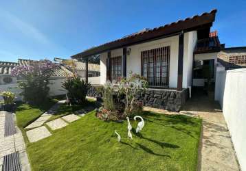 Casa com 4 quartos à venda na rua thiago da fonseca, 441, capoeiras, florianópolis por r$ 957.000