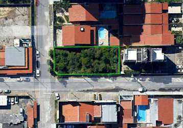 Terreno com 680m&#178; a uma quadra da av. washington soares