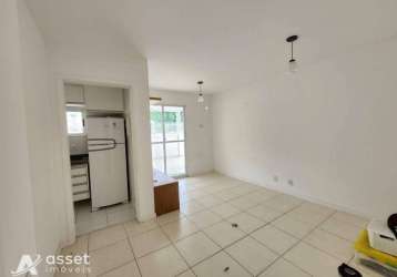 Asset imóveis vende cobertura linear de 2 quartos (1suíte), 140m², por r$ 400.000 - jacaré - niterói/rj