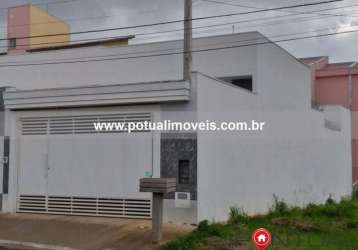 Casa à venda em marília-sp, alto cafezal: 3 quartos, 1 suíte, 1 sala, 2 banheiros, 2 vagas, 80m². imperdível oportunidade!