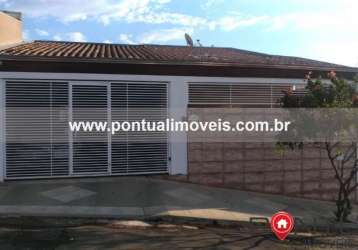 Casa à venda em marília-sp, jardim eldorado: 3 quartos, 1 suíte, 2 salas, 3 banheiros, 2 vagas, 155m²!