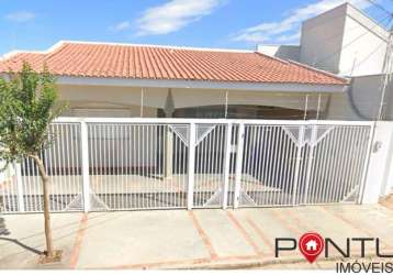 Casa à venda em marília-sp, jardim continental: 3 quartos, 1 suíte, 1 sala, 2 vagas e 200m²!