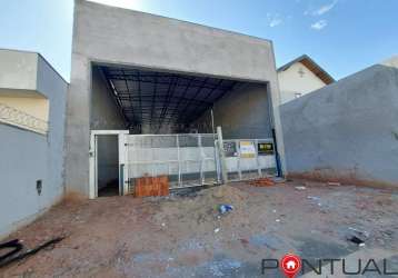 Barracão comercial para locação em marília-sp, bairro palmital: 2 salas, 4 banheiros, 3 vagas de garagem, 420m² de área.