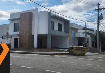 Ótima casa à venda e locação de esquina no condomínio terras de são francisco em sorocaba com 3 suítes uma com closet, 4 vagas de garagem, com 169 m2