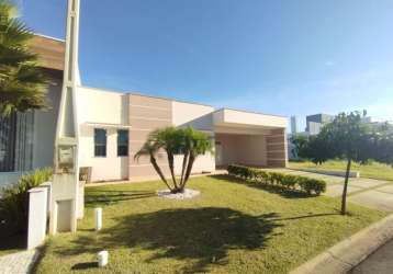 Casa semimobiliada locação condomínio villa guedes