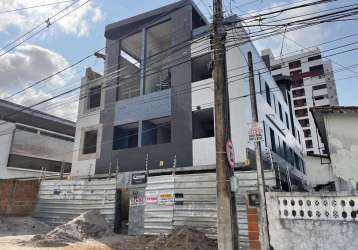 Cobertura duplex com 2 quartos no bairro dos estados