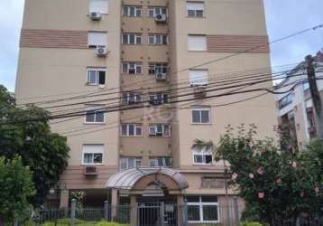 Apartamento 3 dormitórios c/ suíte, sala 2 ambientes, churrasqueira, ar condicionado,  cozinha com armários, área de serviço com junker, tanque, elevador 1 vaga p carro coberta, salão de festas, pisci