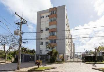 Excelente apartamento de 2 dormitórios, cozinha com armários pia e churrasqueira,  água quente com junker passa prato, living dois ambientes, banheiro com box e armários, piso laminado em todo o apart