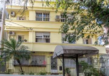 Apartamento de dois quartos e dois banheiros no bairro rio branco em porto alegre. &lt;br&gt;apartamento térreo com excelente localização e conforto.&lt;br&gt;&lt;br&gt;este espaçoso apartamento de fr