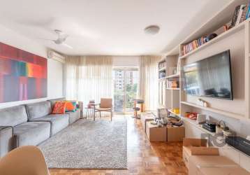 Apartamento 3 dormitórios (1 suíte), banheiro social, cozinha americana, living 2 ambientes, área de serviço separada, home office e 1 vaga de garagem coberta e escriturada..&lt;br&gt;&lt;br&gt;aparta