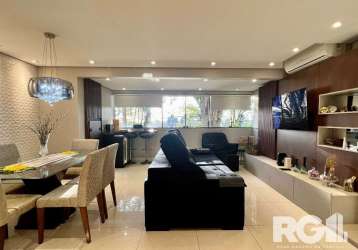 Exclusividade&lt;br&gt;raríssimo apartamento de 3 dormitórios, 104 m² privativos, 2 vagas individuais cobertas e infra completa no petrópolis à venda por r$ 895 mil. &lt;br&gt; &lt;br&gt;o apartamento