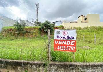 Terreno á venda, localizado no bairro jardim do lago, na cidade de jundiaí.