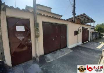 Casa 3 quartos com piscina + 03 casas kitnets em santa cruz - rj