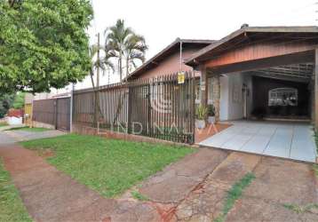 Casa no jardim aporã, com edícula e piscina, com 205,00m  áre construida.