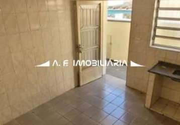 Casa térrea para locação no bairro chora menino, 2 dormitórios, 80m²