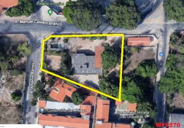 Terreno em messejana, 2.666m² são 65,48m de frente, rua asfaltada, centro de messejana