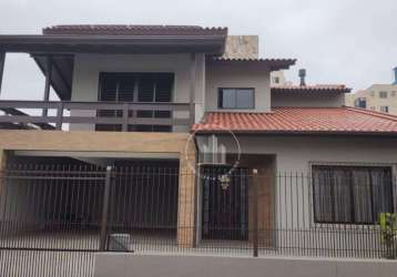 Casa com 3 dormitórios à venda, 120 m² por r$ 1.300.000,00 - ipiranga - são josé/sc