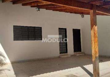 Casa residencial para locação no bairro morada da colina