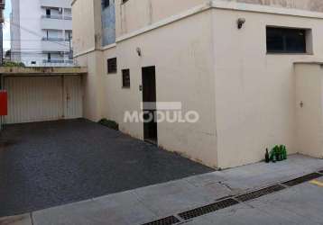 Apartamento para locação no bairro santa mônica com 3 quartos