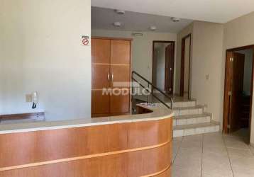 Casa comercial / residencial à venda, 3 quartos, 1 suíte, 3 vagas, martins - uberlândia/mg