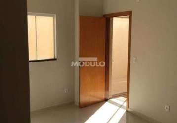 Apartamento à venda, 2 quartos, 1 vaga, lagoinha - uberlândia/mg