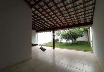 Casa residencial à venda, 3 quartos, 1 suíte, 1 vaga, carajas - uberlândia/mg