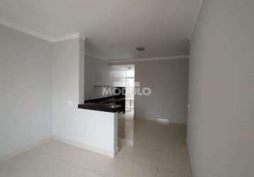 Apartamento à venda, 2 quartos, 1 suíte, 1 vaga, loteamento portal do vale ii - uberlândia/mg