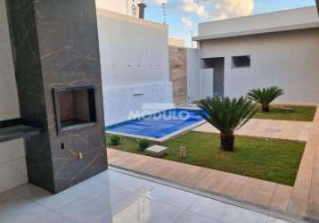 Exelente casa com fino acabamento em grand ville