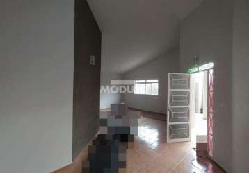 Casa comercial / residencial à venda, 3 quartos, 1 suíte, 3 vagas, umuarama - uberlândia/mg