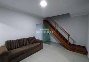 Casa residencial à venda, 2 quartos, 1 suíte, 2 vagas, santa mônica - uberlândia/mg