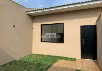 Casa residencial à venda, 2 quartos, 1 suíte, 1 vaga, santa rosa - uberlândia/mg