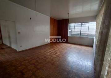 Casa comercial / residencial para aluguel, 6 quartos, 1 suíte, 2 vagas, centro - uberlândia/mg