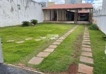 Casa residencial à venda, 3 quartos, 1 suíte, 4 vagas, nossa senhora aparecida - uberlândia/mg