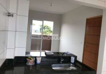 Apartamento à venda, 2 quartos, 1 suíte, 1 vaga, umuarama - uberlândia/mg